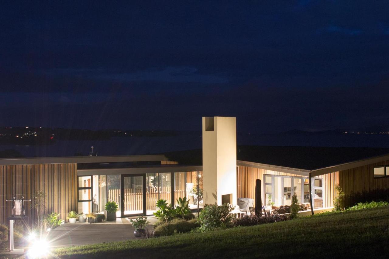 Hotel La Bodega Waiheke Island à Surfdale Extérieur photo